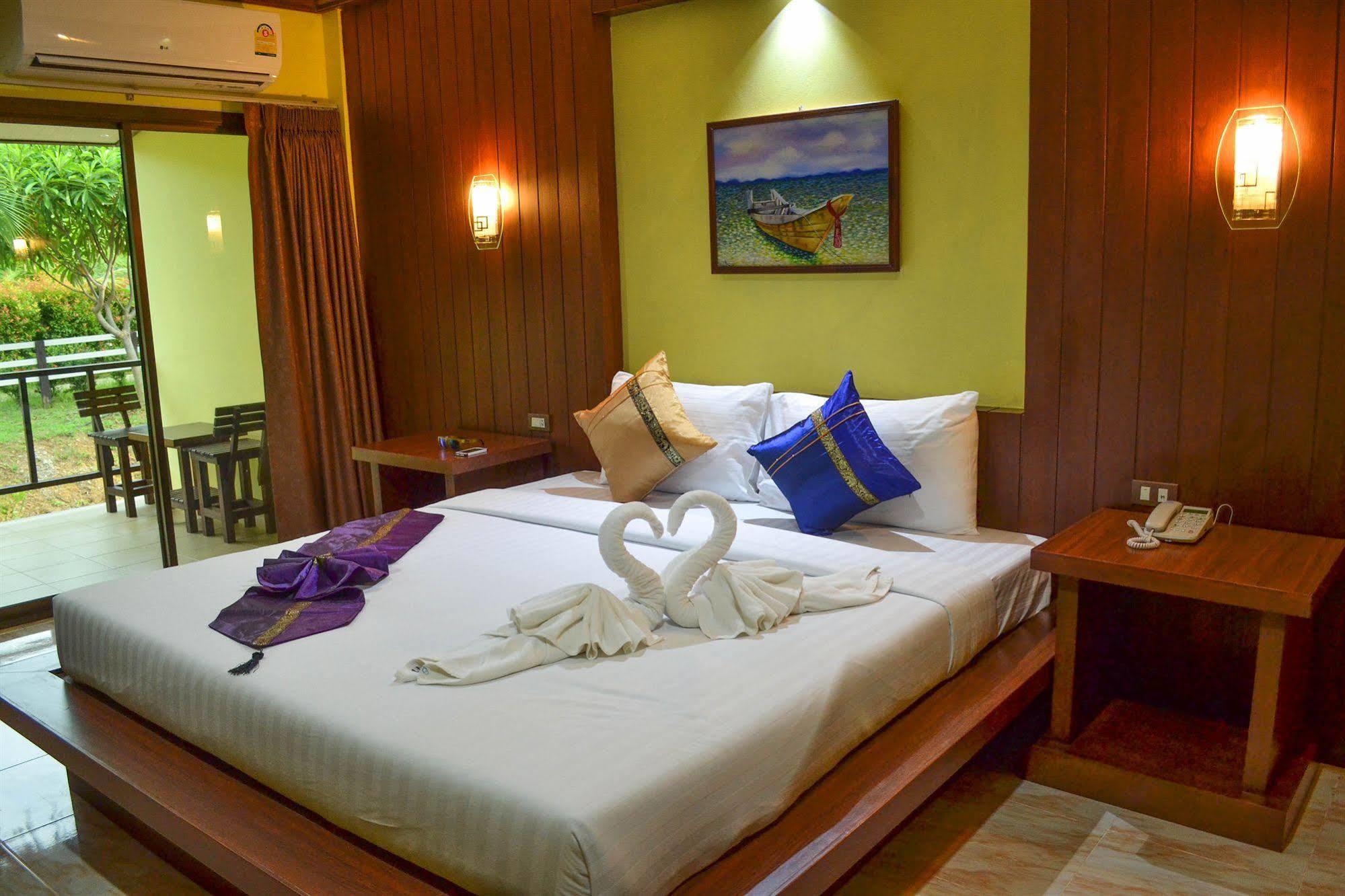 The Villa Laemhin Lagoon Resort Phuket Zewnętrze zdjęcie