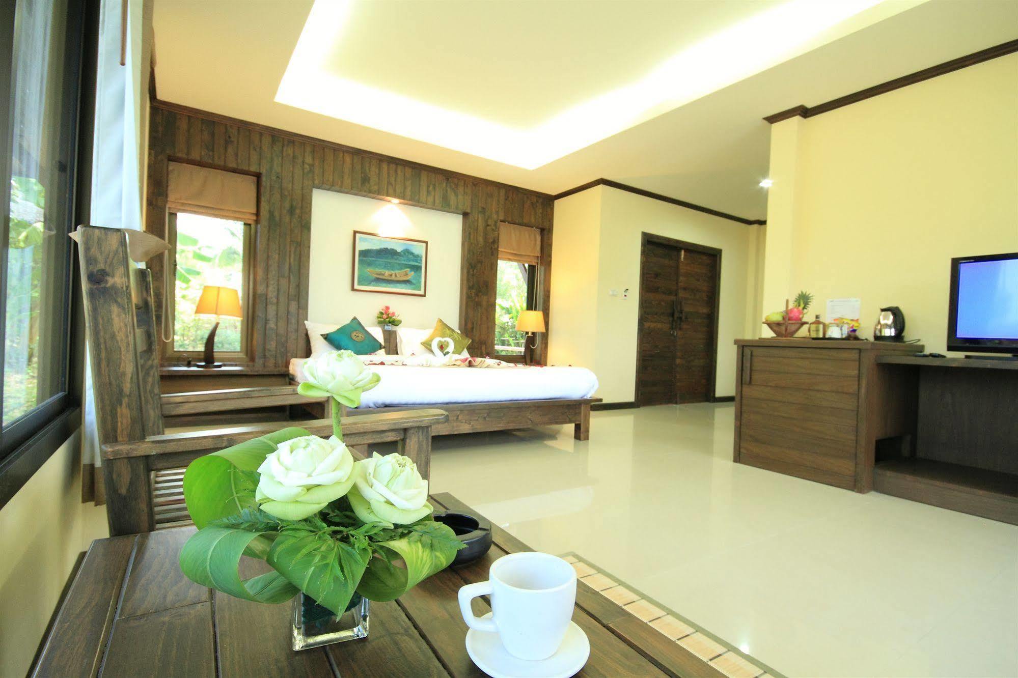 The Villa Laemhin Lagoon Resort Phuket Zewnętrze zdjęcie